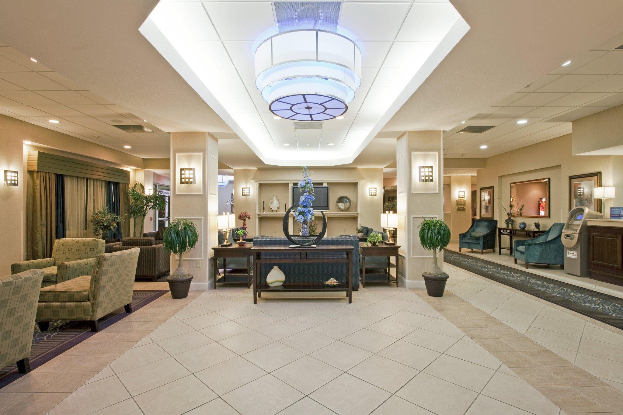 Holiday Inn Express Hotel & Suites Clearwater Us 19 North By Ihg Exterior photo